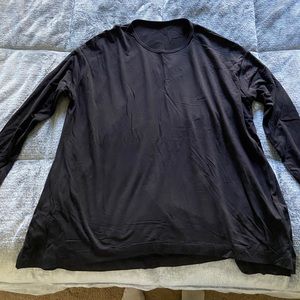 Lululemon long sleeve sz 4